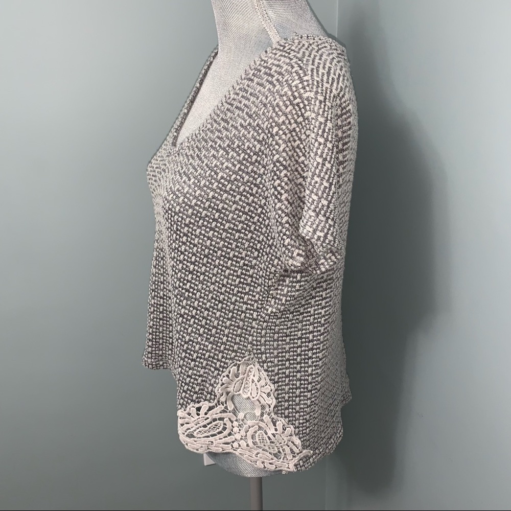 AMERICAN EAGLE women’s size small knit top with lace short sleeve grey Y2K